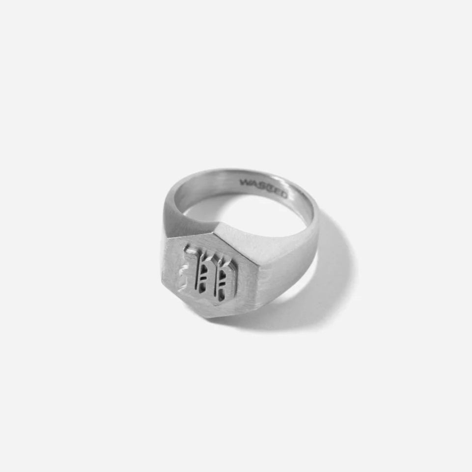 Screw Signet Ring