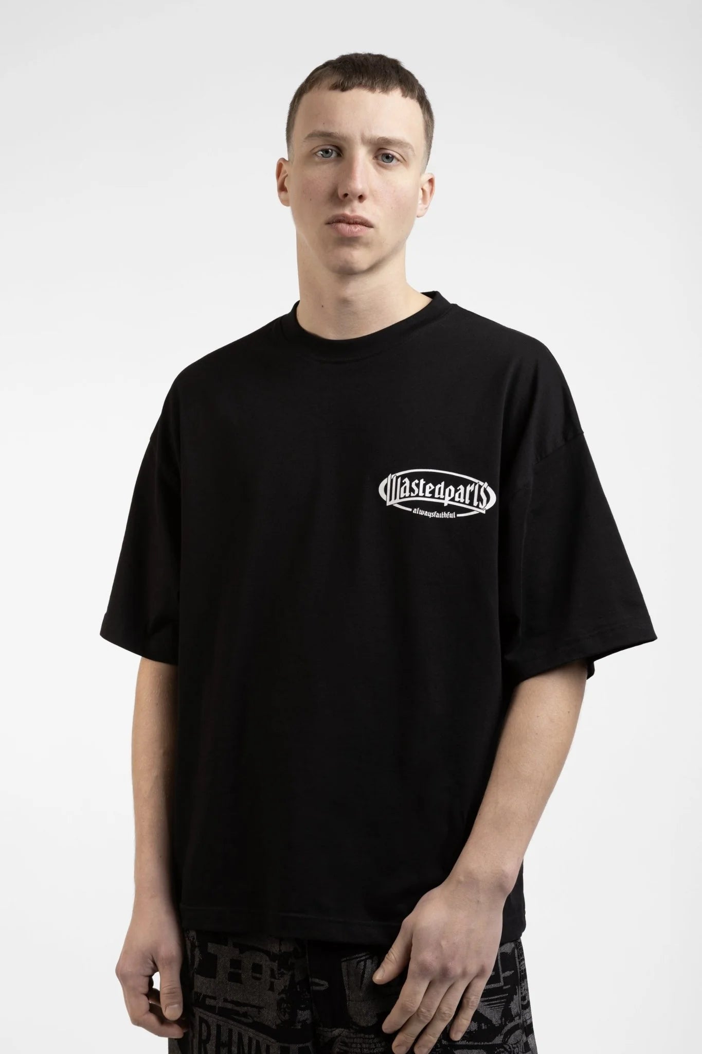 Yard Boxy T-Shirt Black